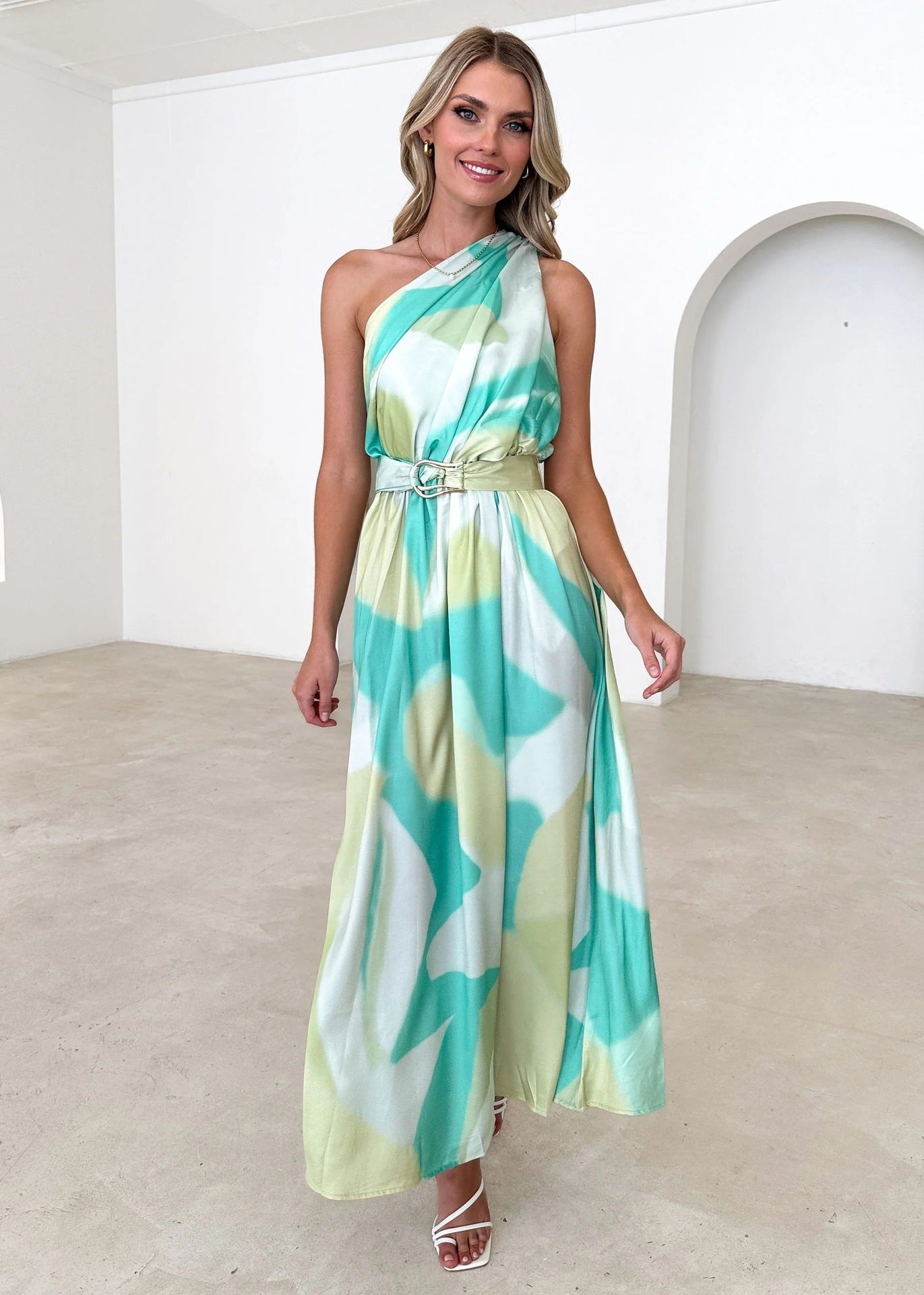 One Shoulder Slim Waist Tube Top Backless Dress