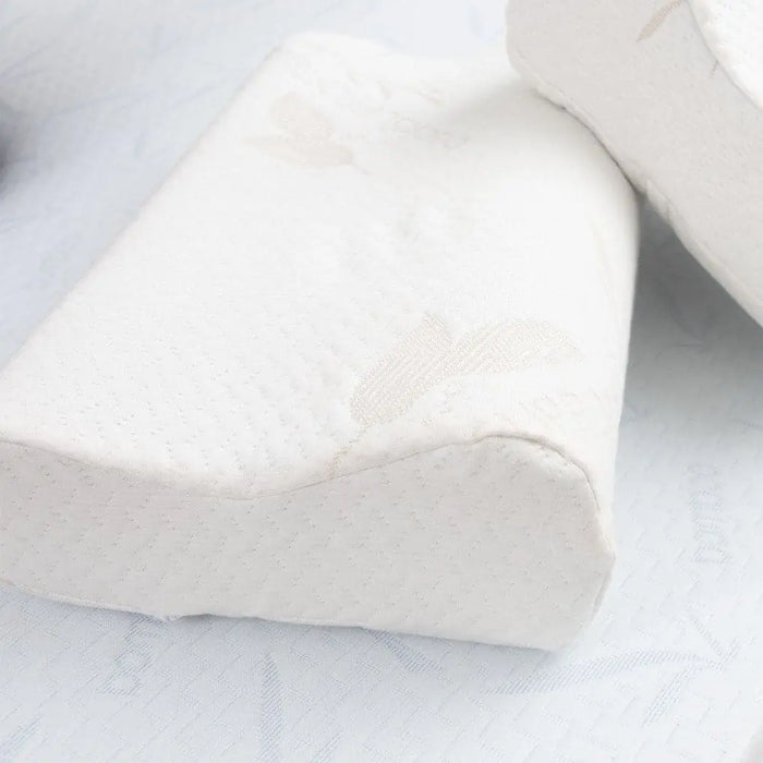 A close up on the Confourm Neck Pillow by Relax The Back