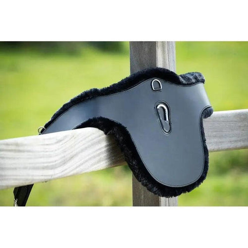 HFI stud guard girth - leather/synthetic fur HFI