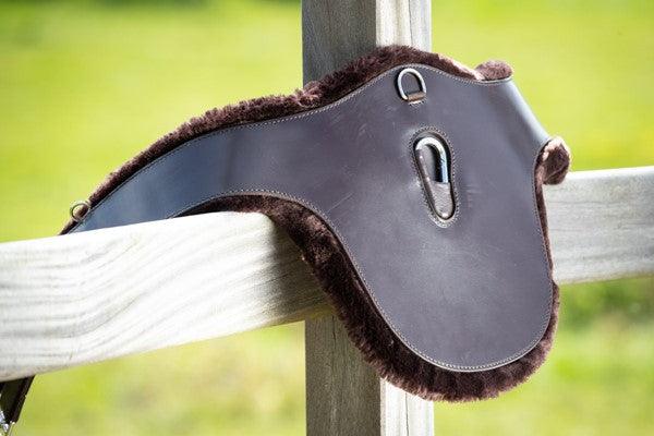 HFI stud guard girth - leather/synthetic fur